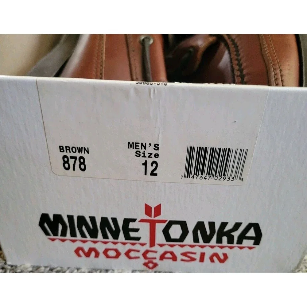 Minnetonka Moccasin Mens 12 BROWN LEATHER WITH SOLE STYLE # 878 Comfort